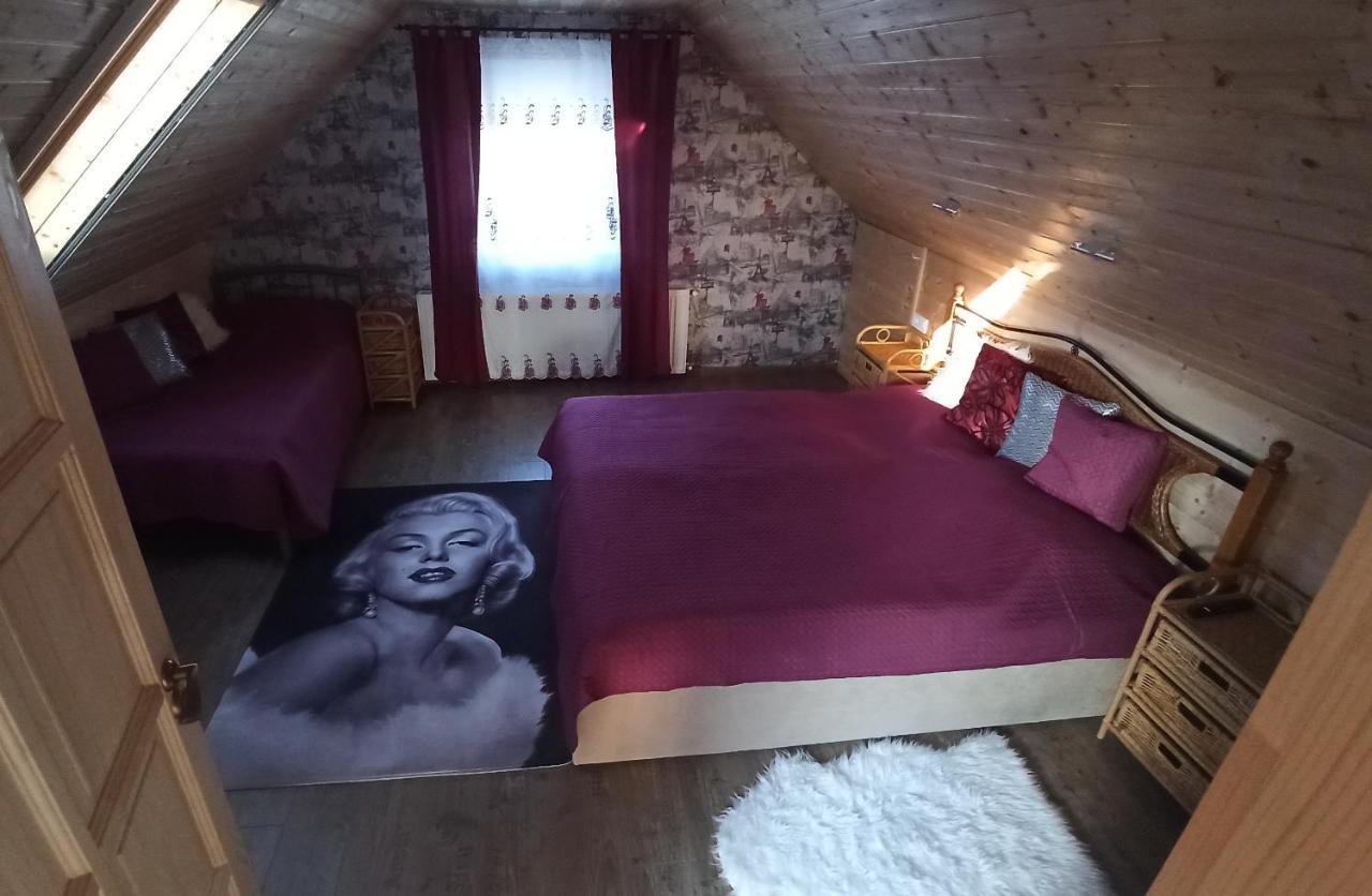 Marilyn Vendégház Kehidakustány Esterno foto