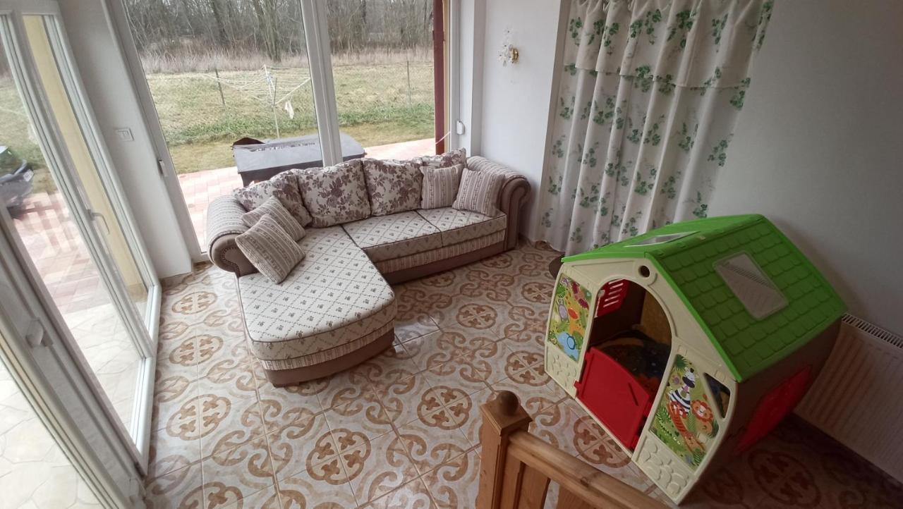Marilyn Vendégház Kehidakustány Esterno foto